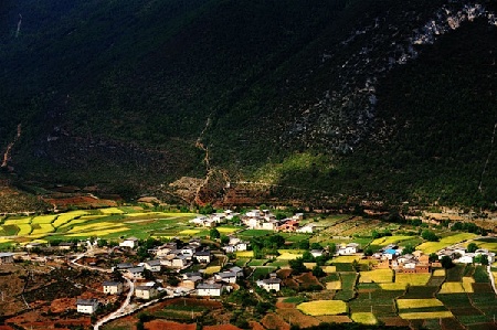 尼西黑土陶之鄉(xiāng)——湯堆村