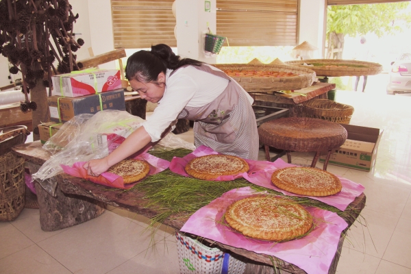 維西手工月餅走俏