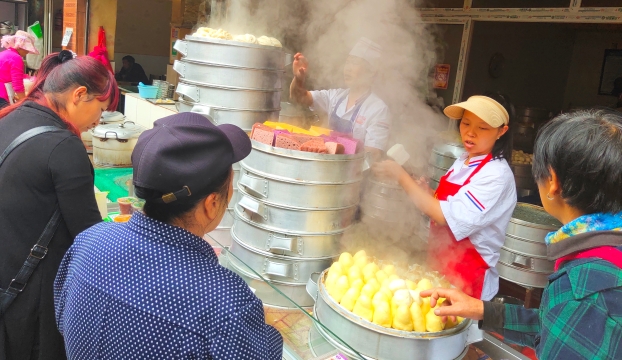 香格里拉早市好熱鬧