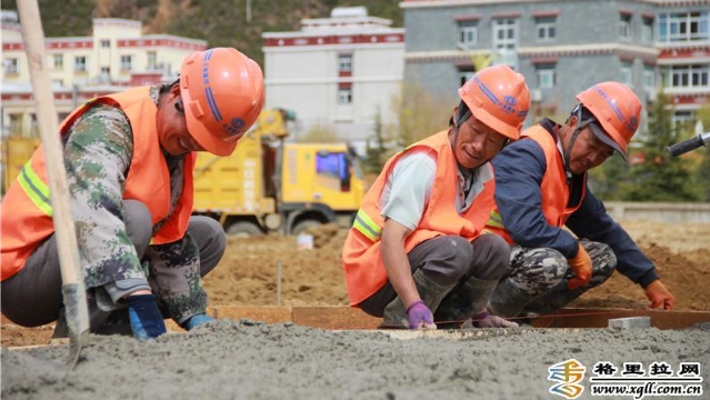 香格里拉市“五一”期間重點(diǎn)項(xiàng)目建設(shè)不停工