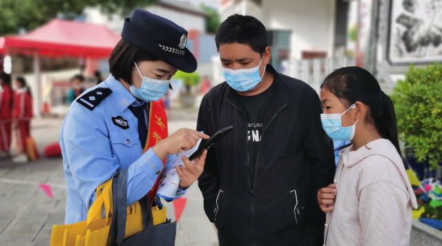 維西女警宣傳服務(wù)隊(duì)靚麗上線