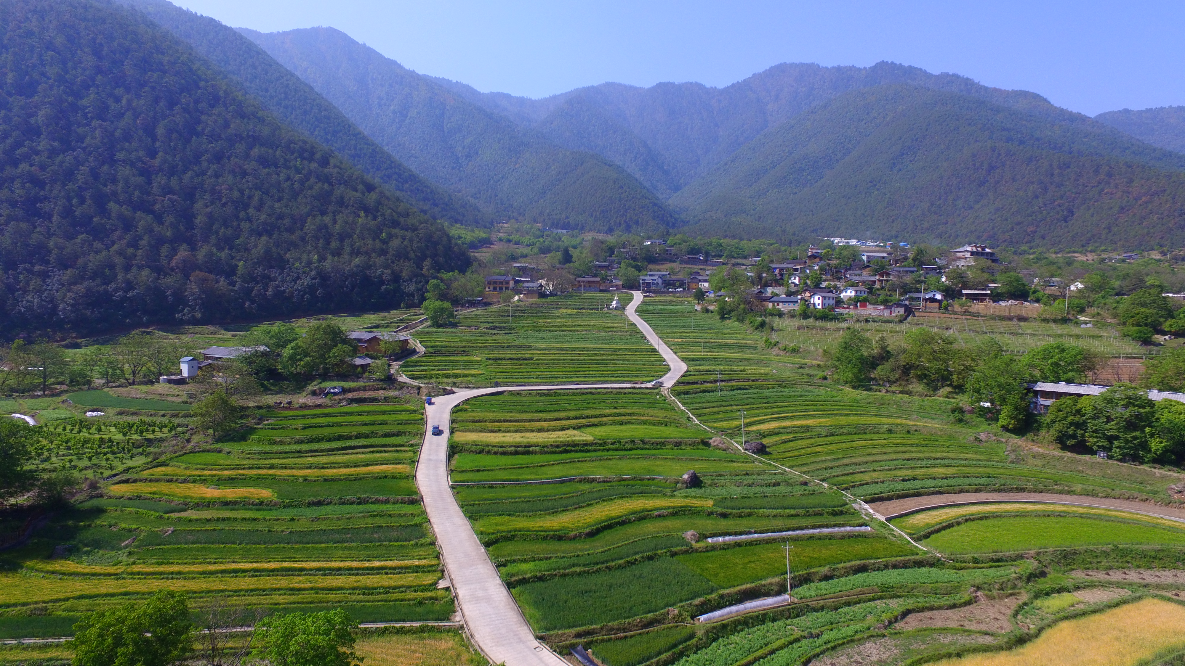 推進(jìn)文旅深度融合發(fā)展 共繪“詩和遠(yuǎn)方”美好畫卷