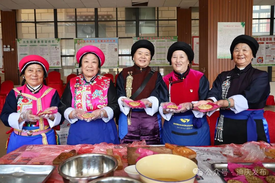 建塘鎮(zhèn)北門社區(qū)的媽媽們：巧手做月餅 共話同心圓